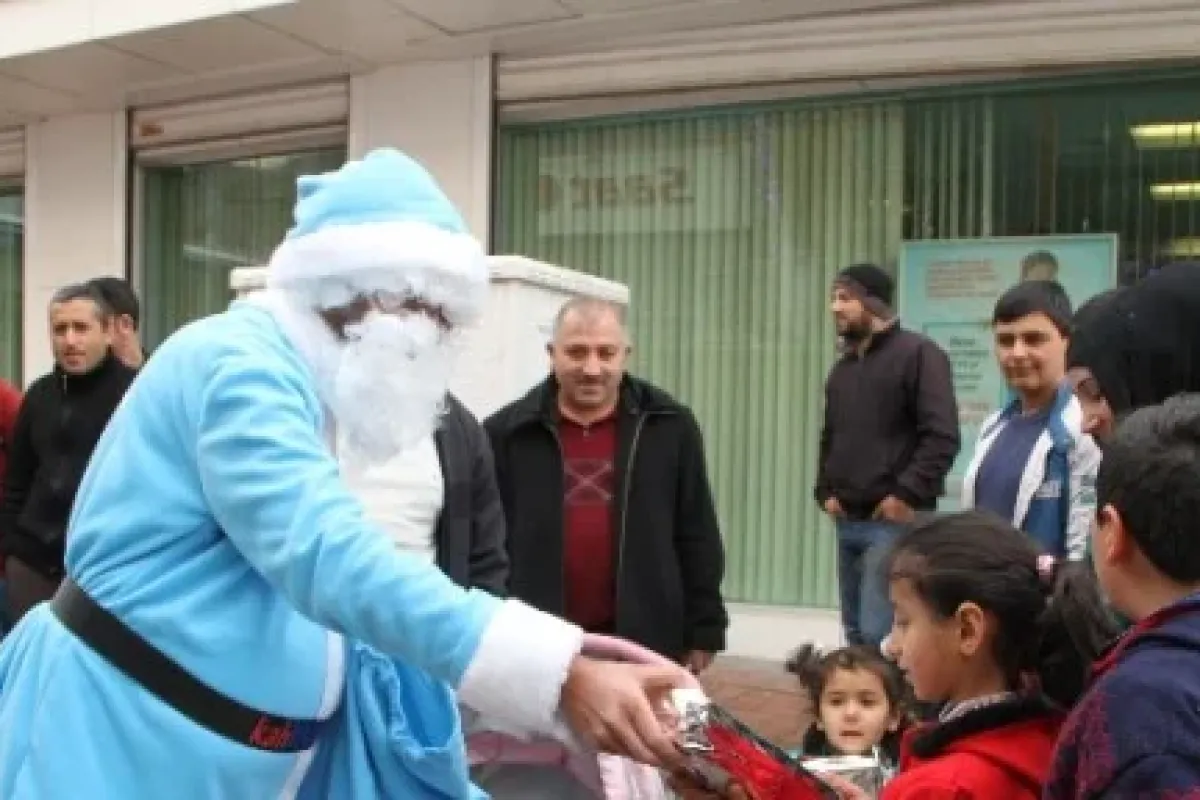 Noel Baba’ya Rakip çıktı