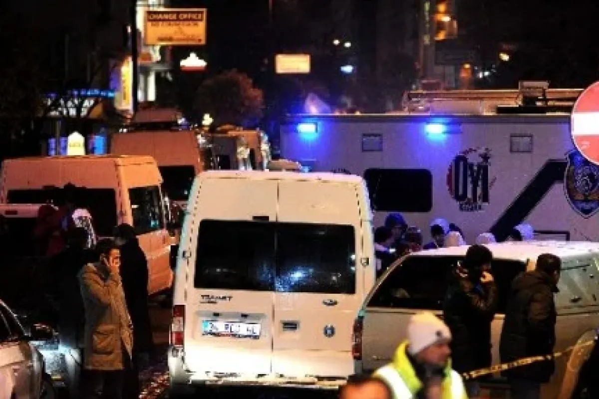 İstanbul’da Polise Bombalı Saldırı: 1 Polis şehit, 1 Polis Yaralı