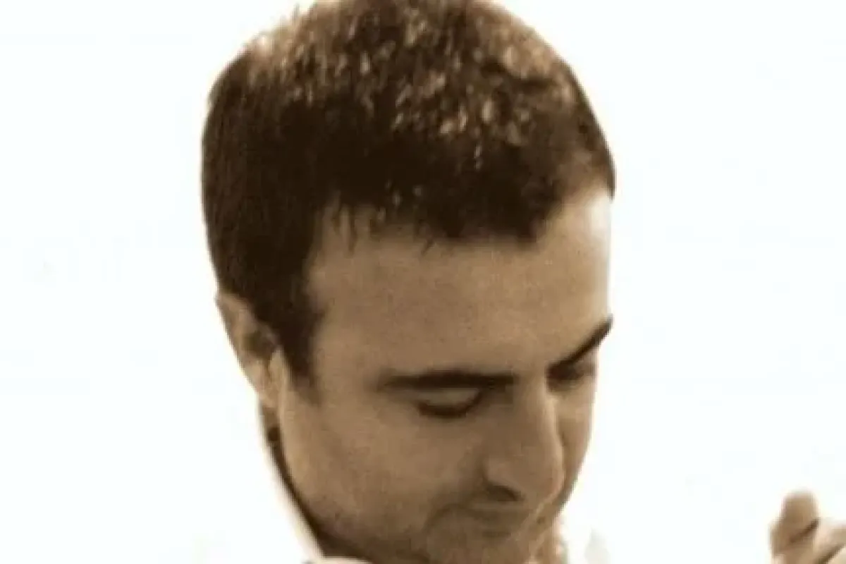 Radyocu Evinin önünde öldürüldü