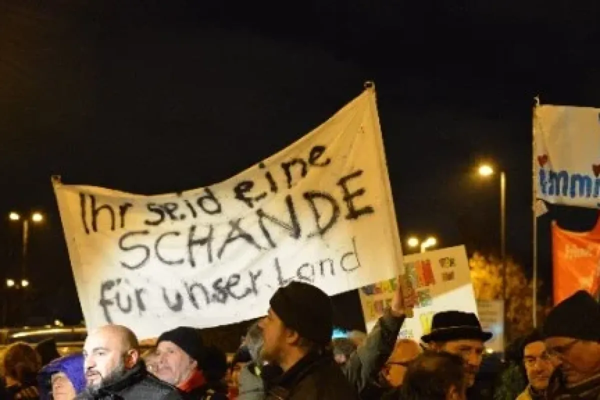 Pegida’ya Karşı 32 Bin Kişi Yürüdü