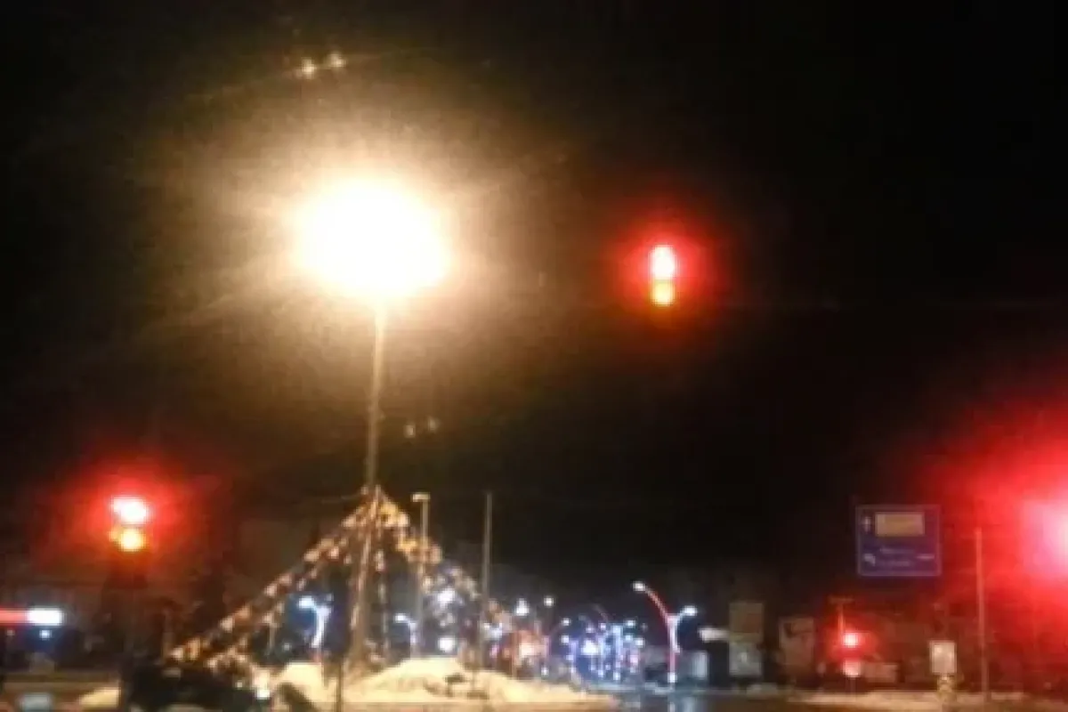 Trafik ışıkları Kararsız Kalınca...
