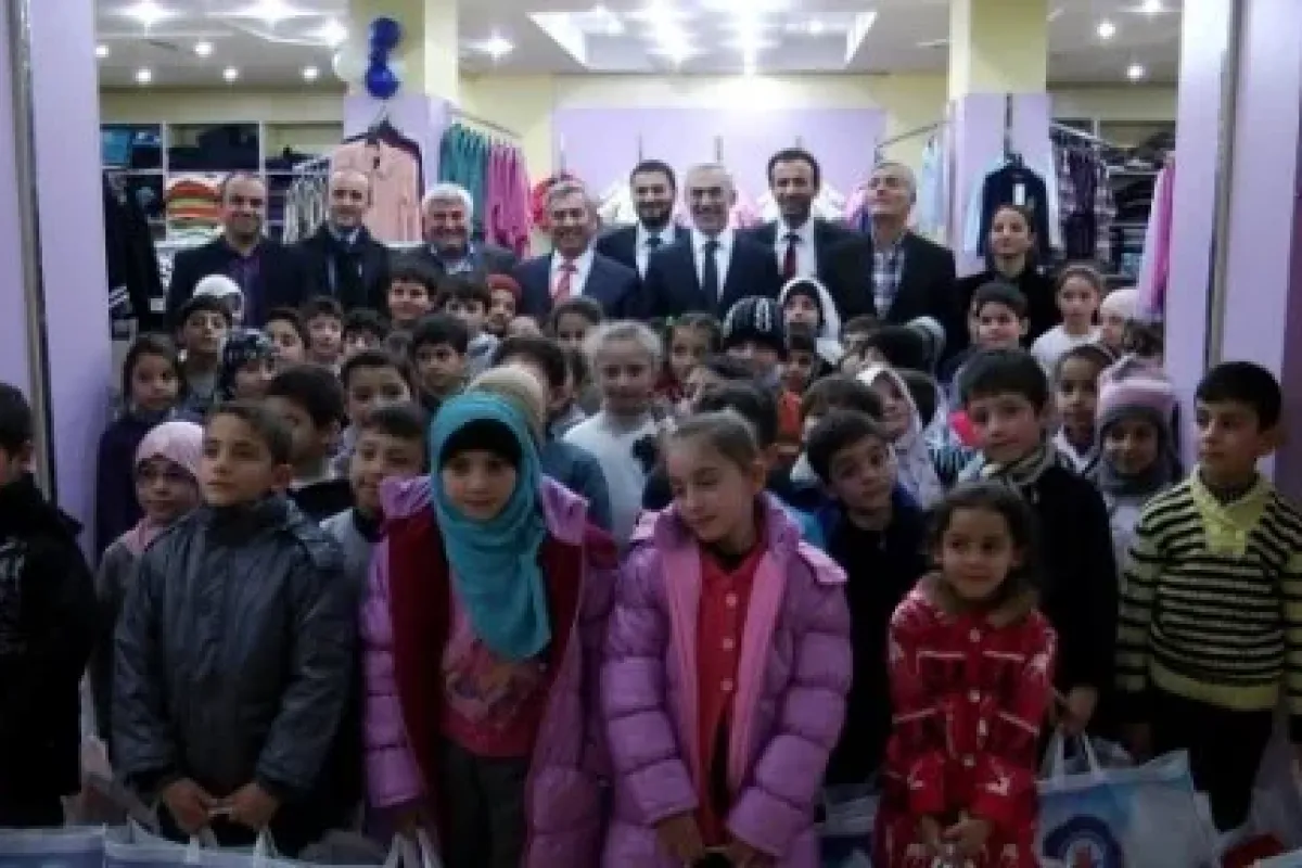 Suriyeli çocuklara Kışlık Kıyafet Yardımı