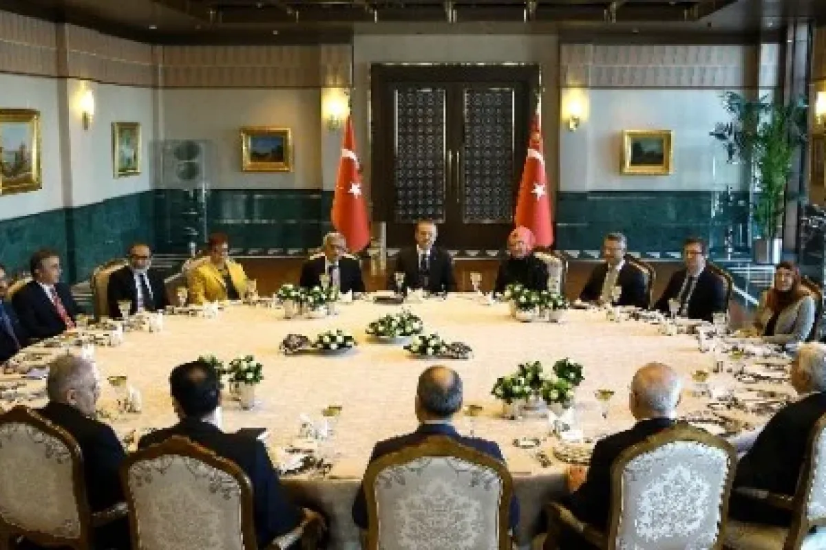Buyrun Dostlar Buyrun Cumhurbaşkanlığı Sofrasına