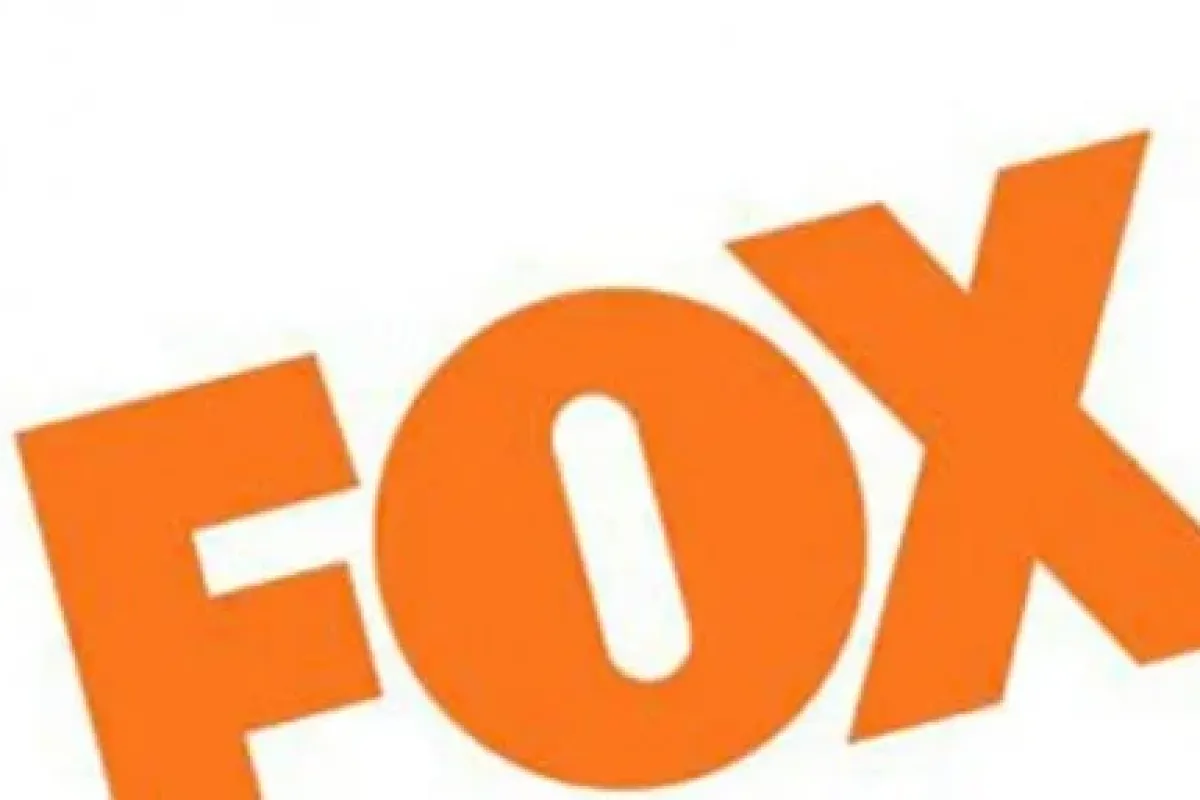 Fox Tv’ye Taşlı Saldırı