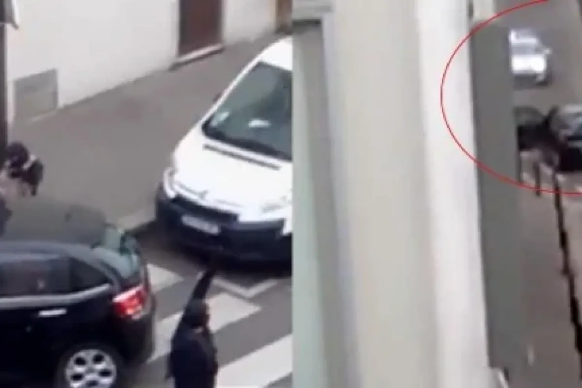İşte Charlie Hebdo Saldırısının Yeni Görüntüleri