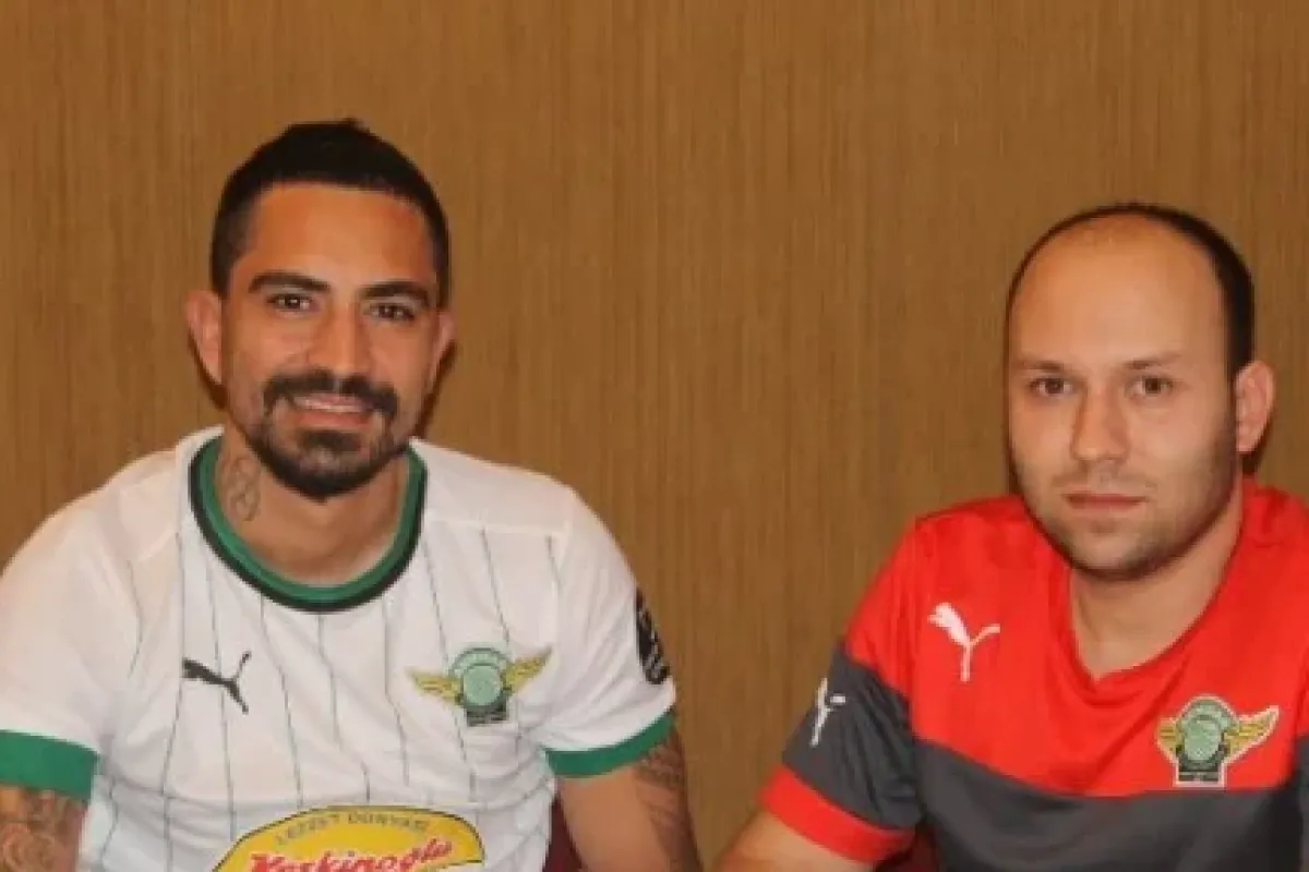 Akhisar Imzayı Attırdı