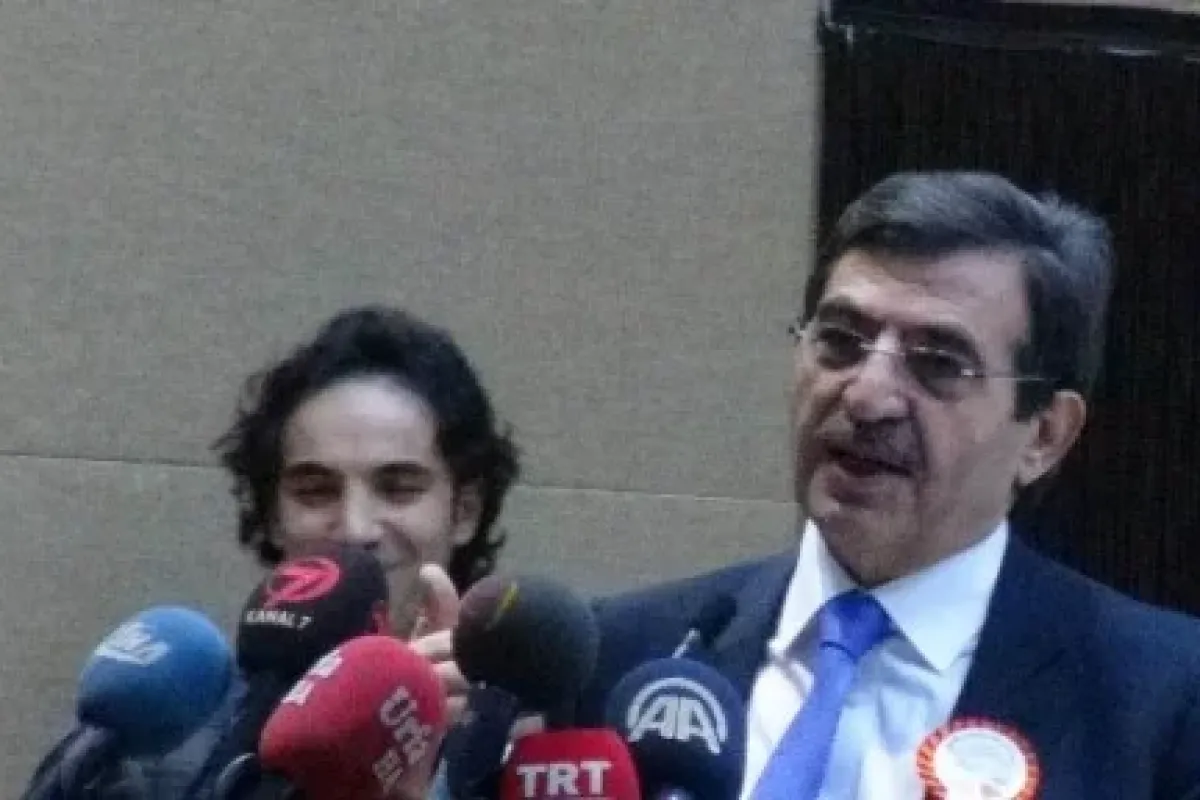 ’’kendisi Olma Kavgası Veriyor Türkiye”