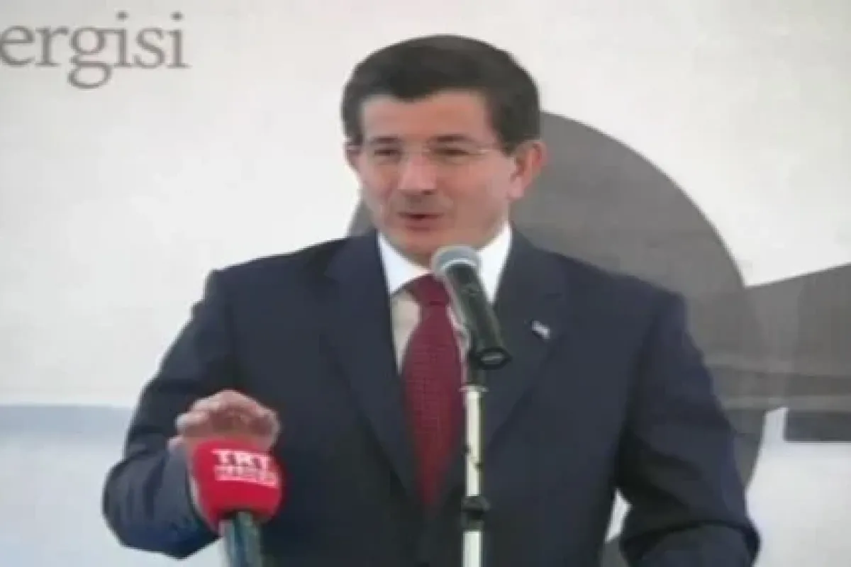 Davutoğlu: O Kişi Nasipsizdir