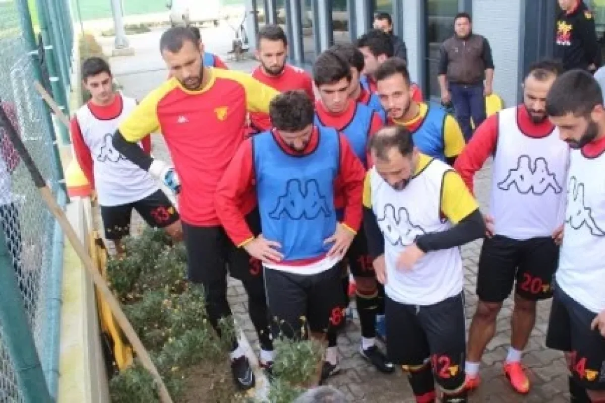 Göztepeliler Ikinci Yarı Için Kurban Kesti