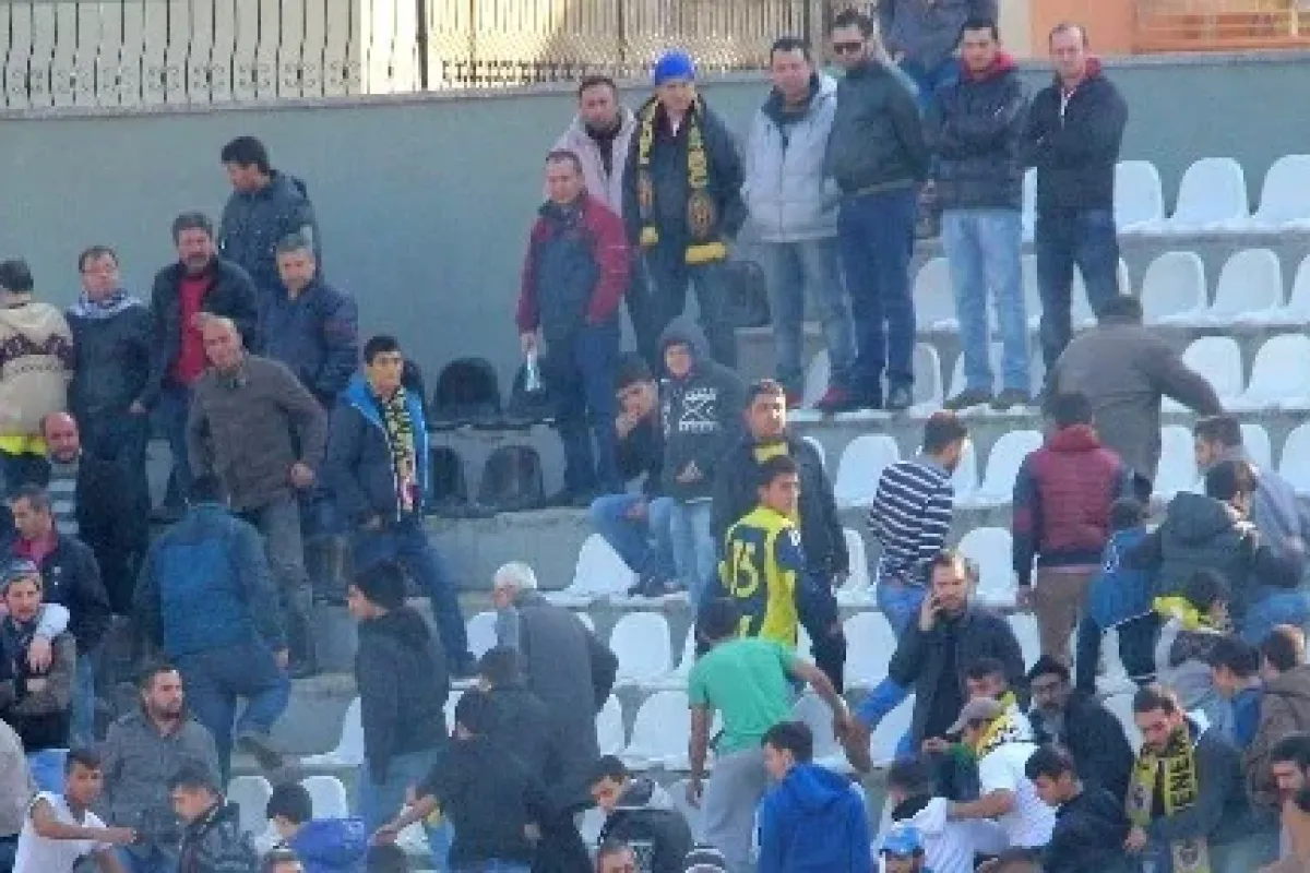 Sahadaki Gerginlik Tribünlere Sıçradı