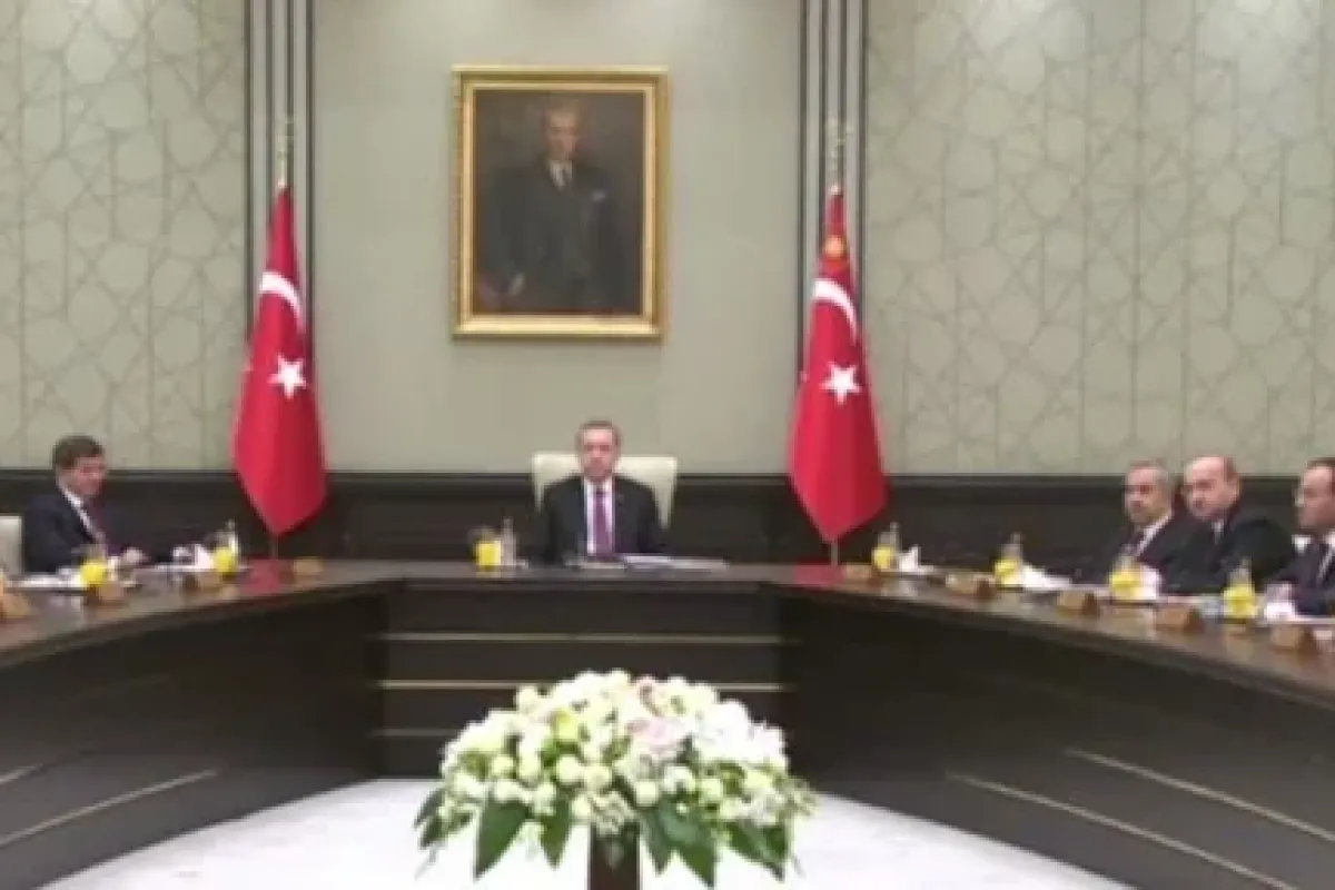 İlk Kez Başkanlık Ettiği Bakanlar Kurulu Sona Erdi