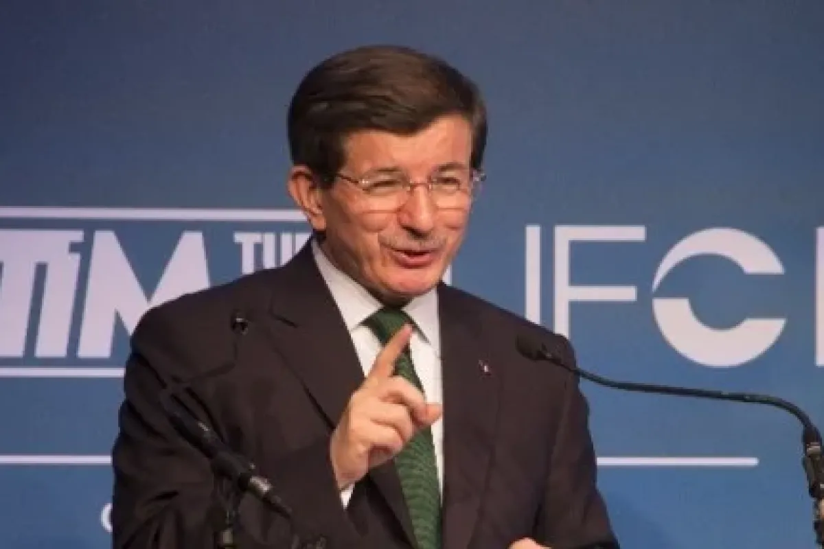 Başbakan Davutoğlu 7 Trilyon Dolarla Masada