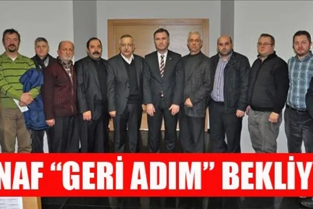 Esnaf Geri Adım Bekliyor