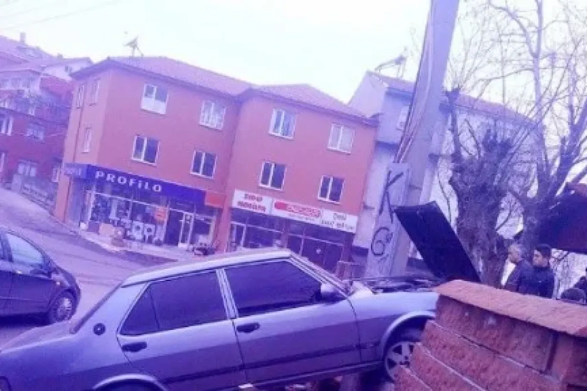Otomobil Düz Duvara Tırmandı