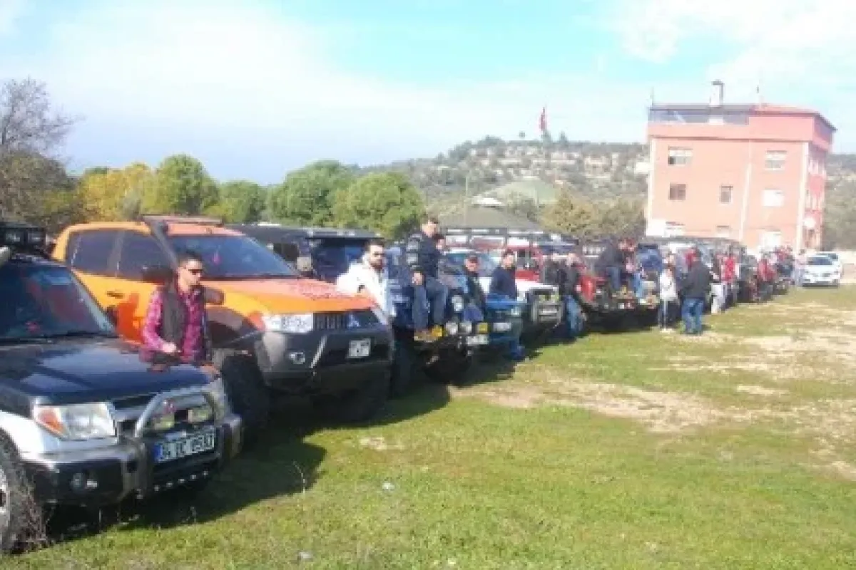 Zeytin Tarlasını Off Road Parkuruna çevirdi