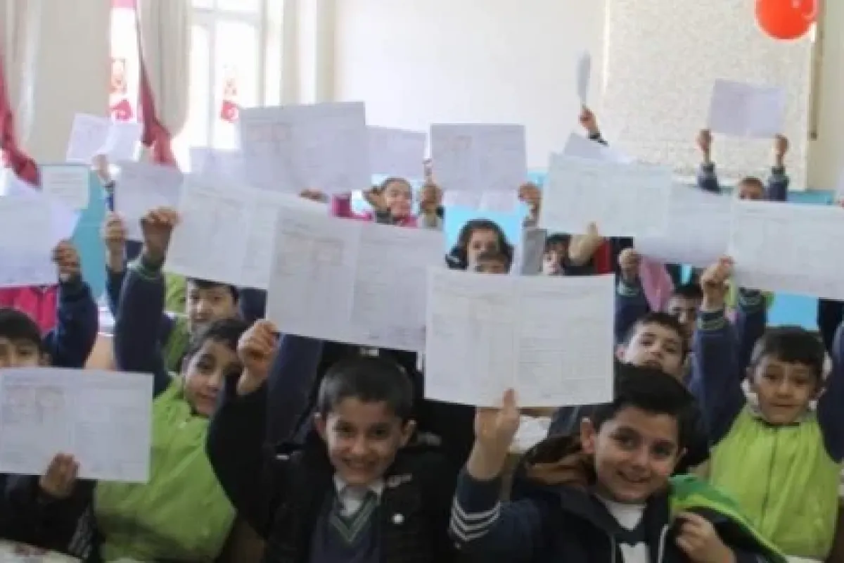 18 Milyon öğrenci Karne Aldı