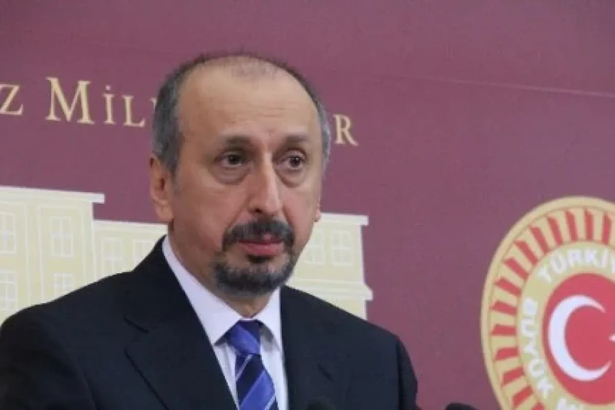 Chp’de şok Istifa