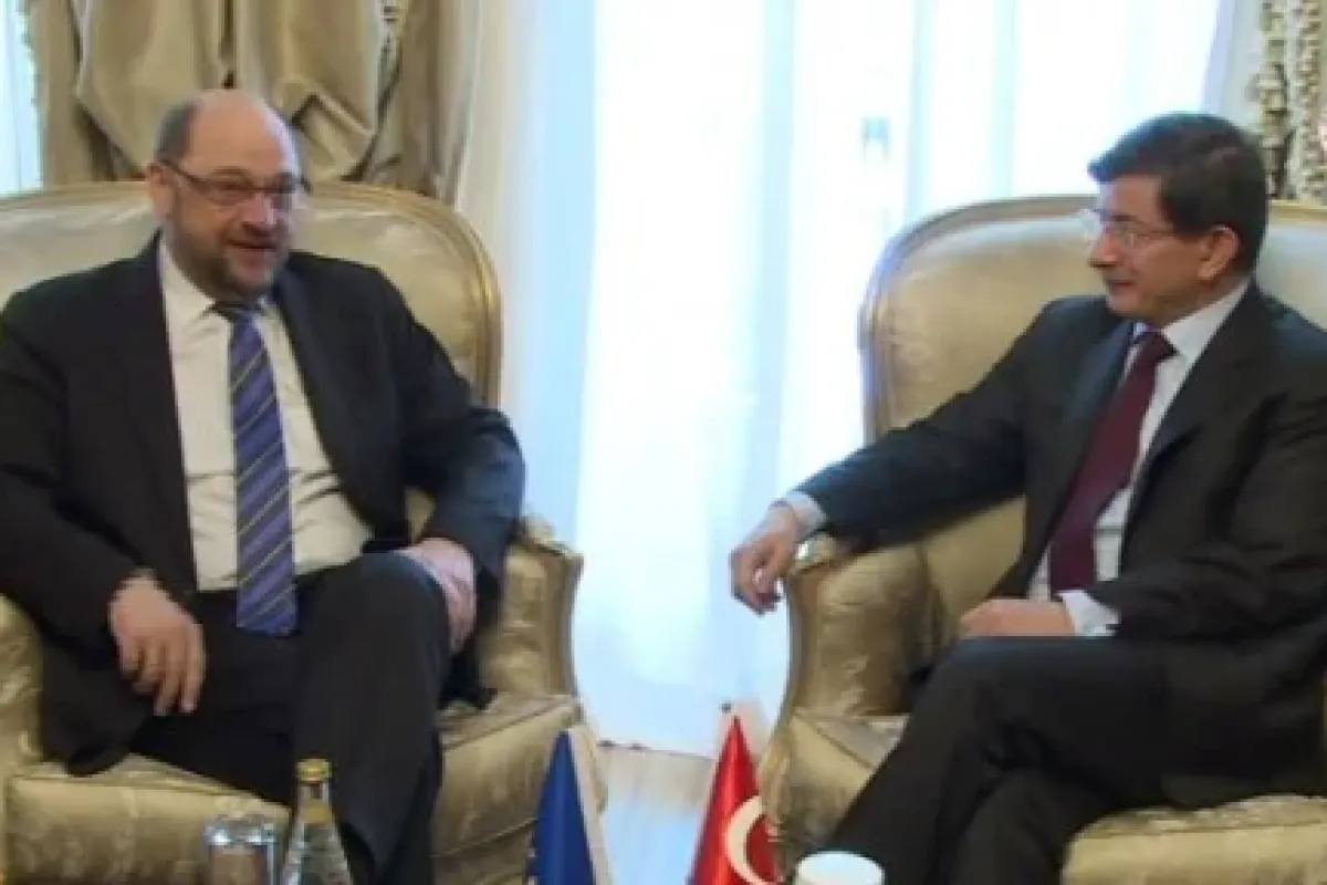 Davutoğlu, Ap Başkanı Ile Görüştü