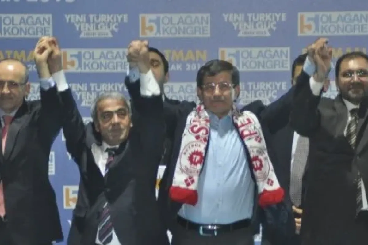 Başbakan Davutoğlu Düğünde