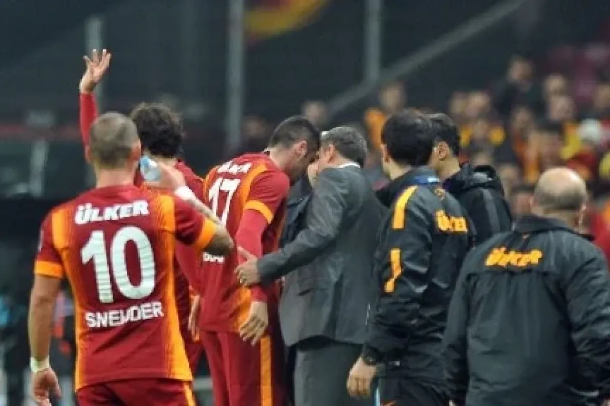 Burak Gözyaşlarıyla Sahadan Ayrıldı