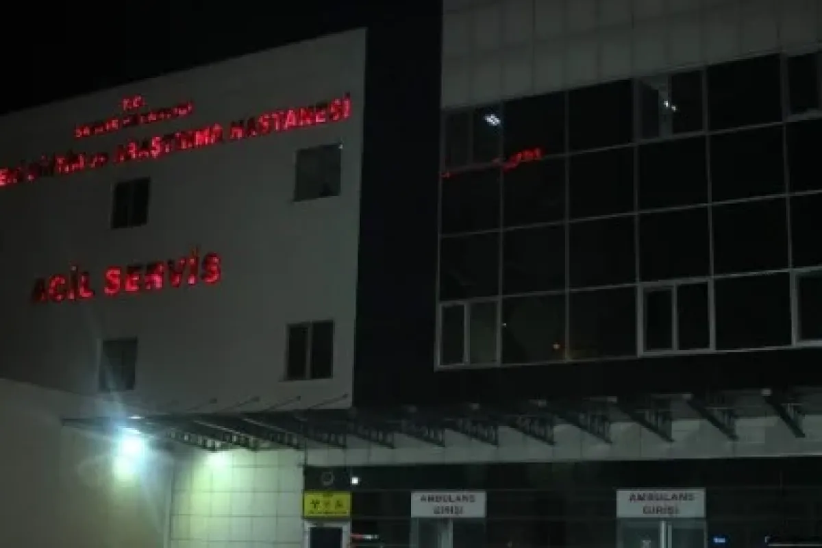 Boğazından Bıçaklanması Sonucu öldü