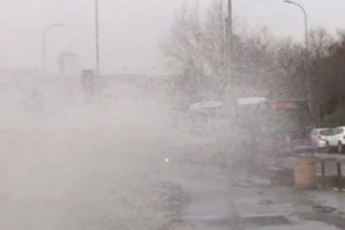 Üsküdar’da dev dalgalar