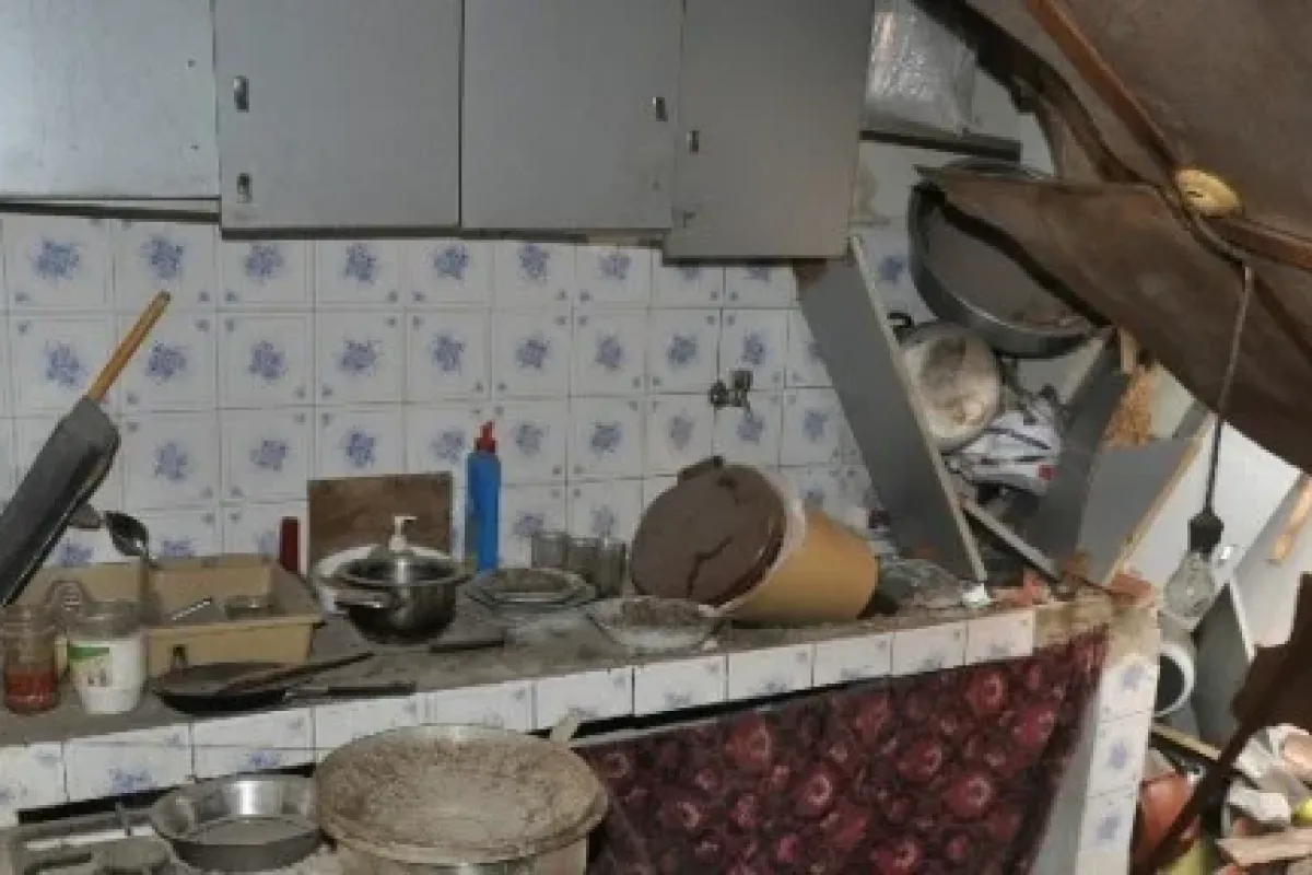 Lodos evsiz bıraktı