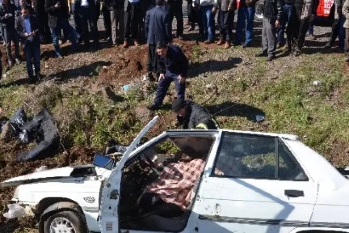 Hastane yolunda kaza: 2 ölü, 6 yaralı