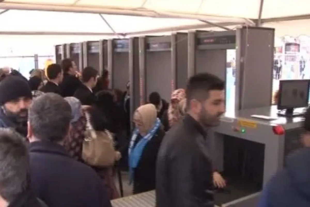 AK Partililer kongreye akın etti