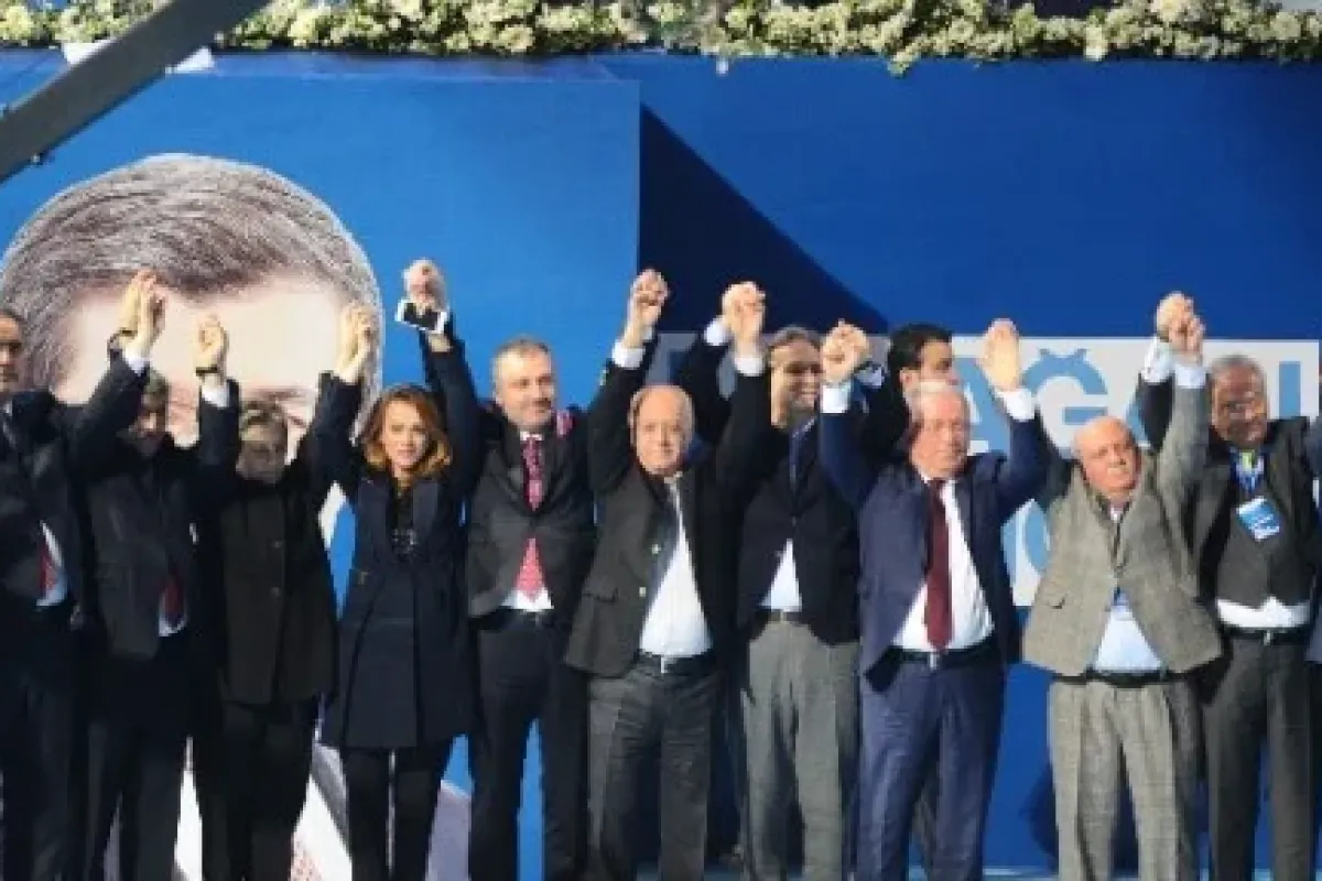 Kongrede Erdoğan sürprizi
