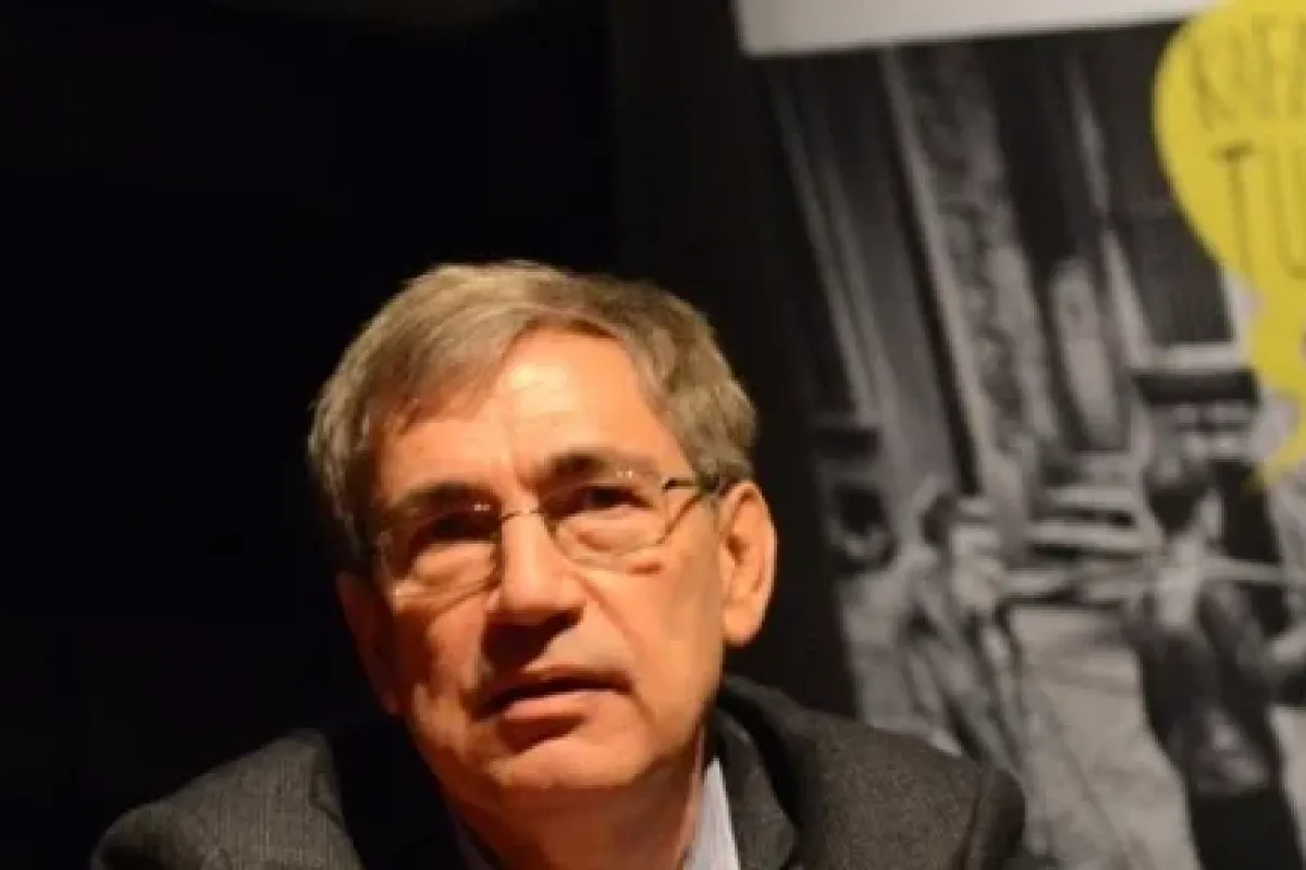 Pamuk, okurlarıyla buluştu