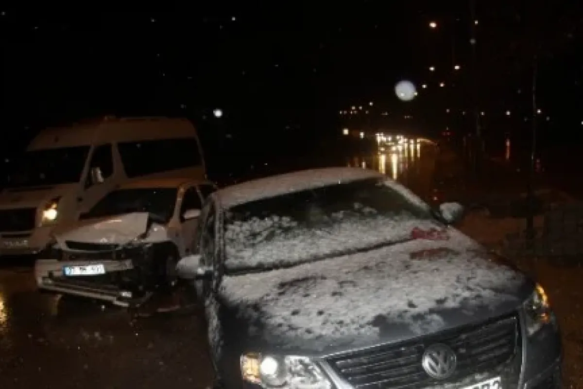 Kar yağışı beraberinde kazaları da getirdi