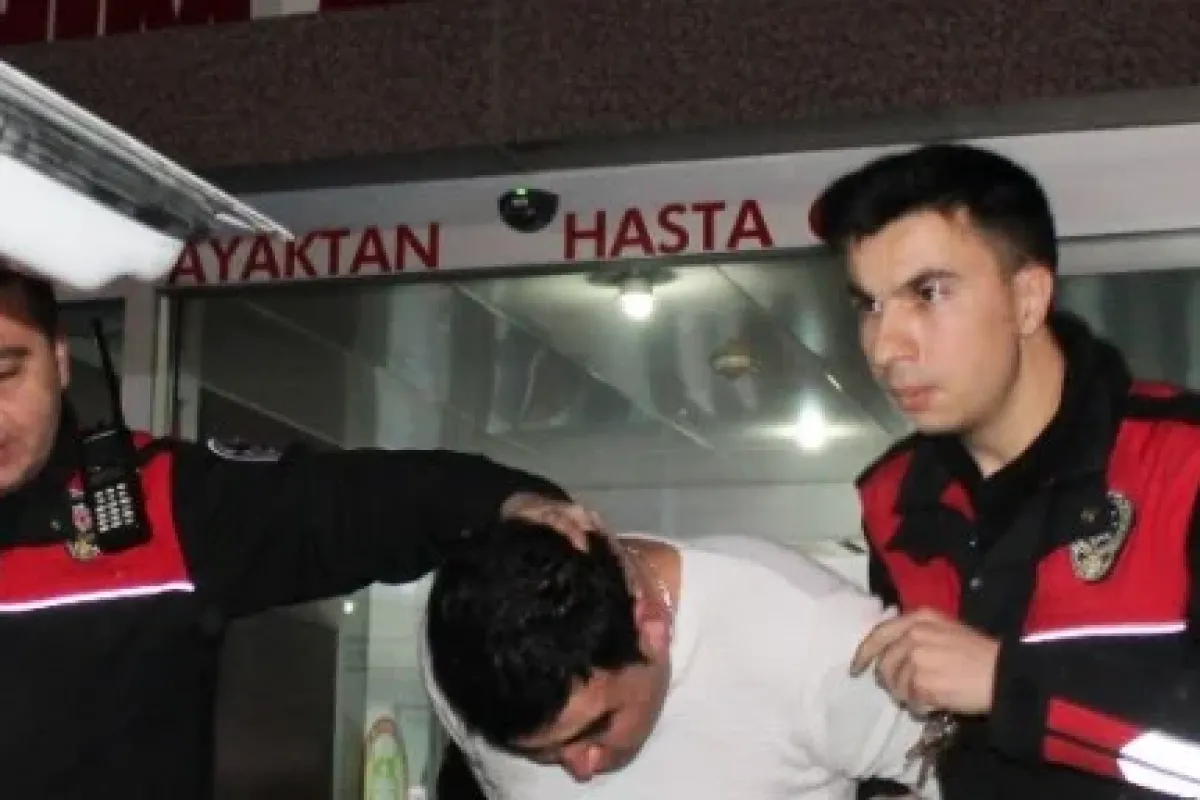 Çantayı kaptırdı, dönünce yakalandı