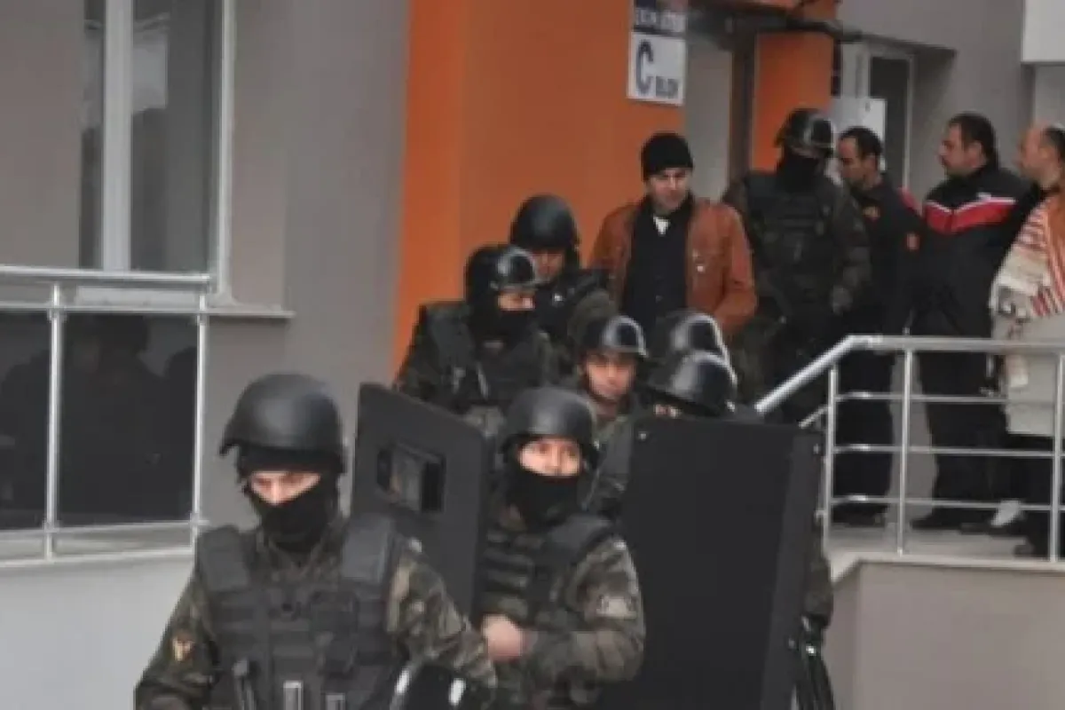 Kadın rehine 7 saat sonra kurtarıldı