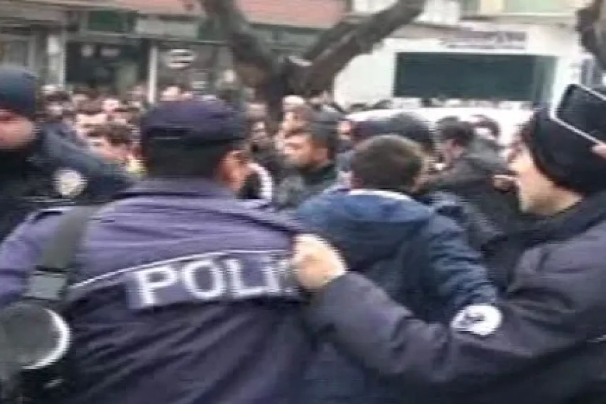 O çevik kuvvet amiri görevden uzaklaştırıldı