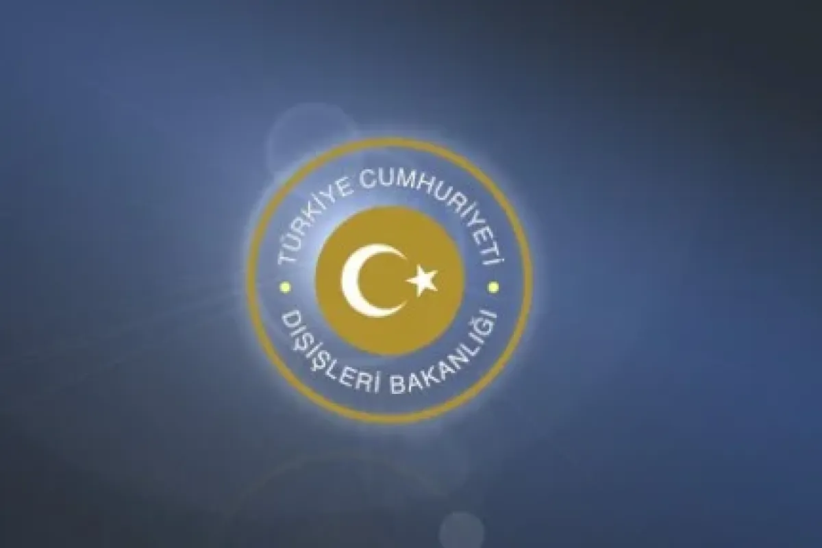 O büyükelçiliğin faaliyetleri askıya alındı