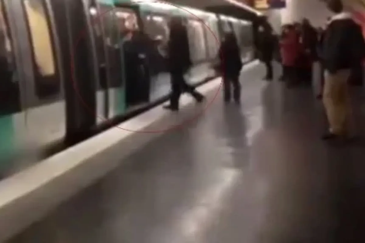 Avrupa bu ırkçı olayı konuşuyor !