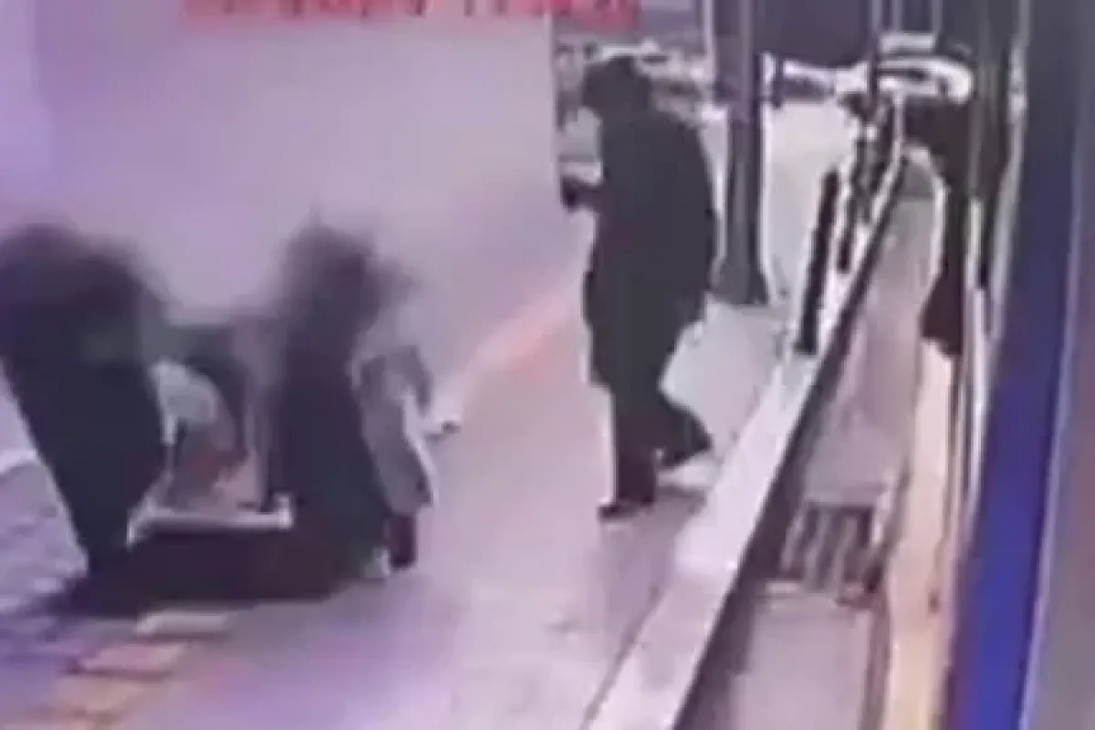 Yer yarıldı dibine girdiler