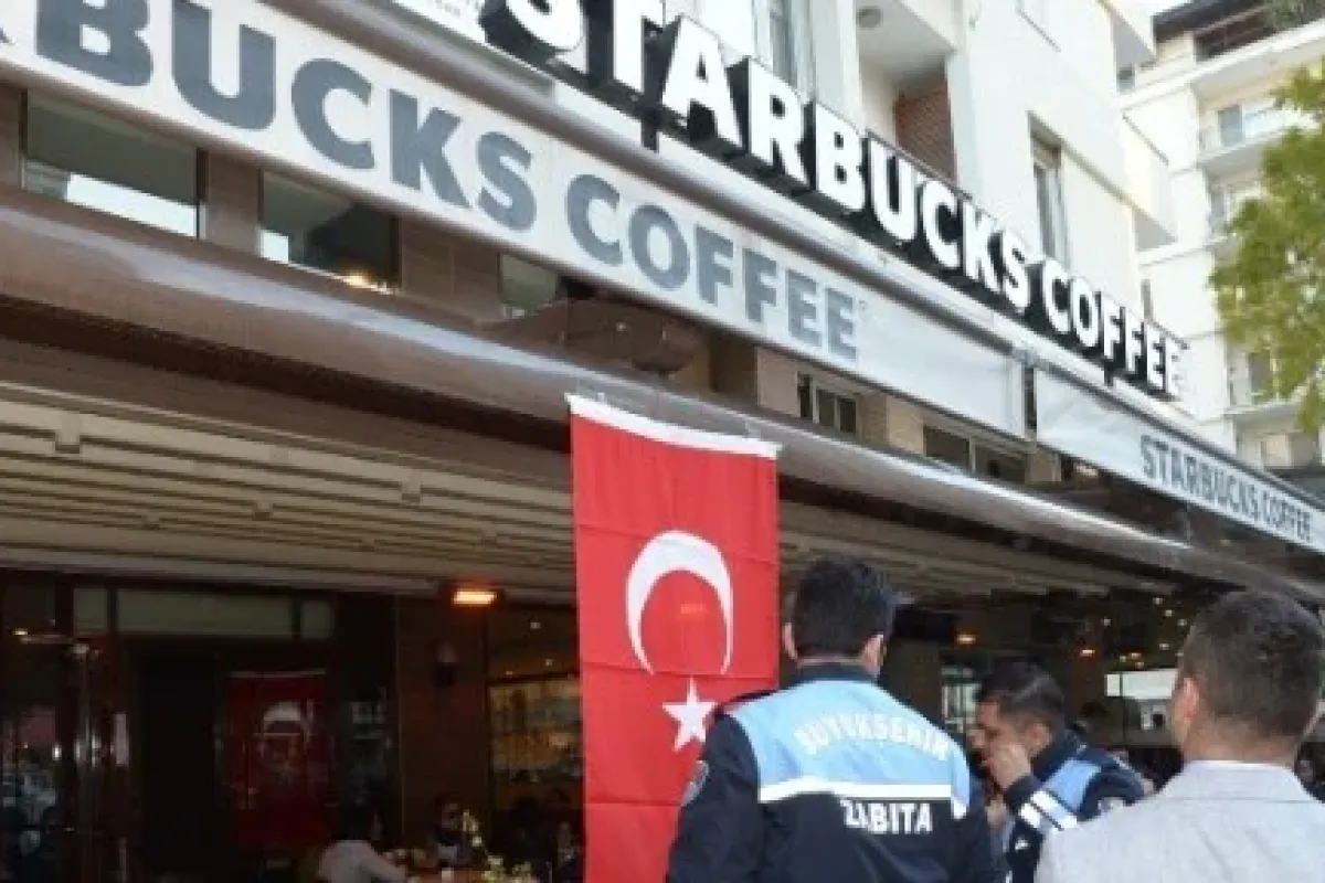 Starbucks’ta Türk bayrağı