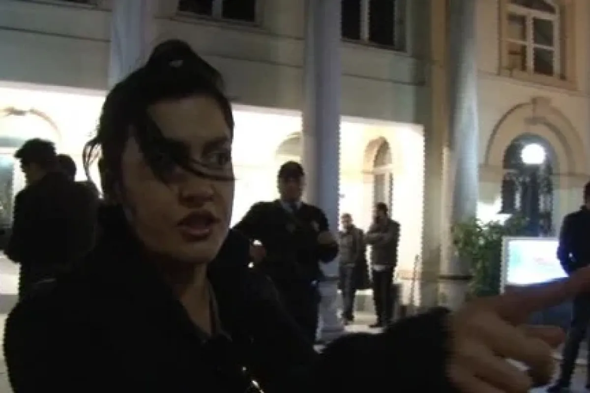 Tuğba Ekinci yine karakolluk oldu