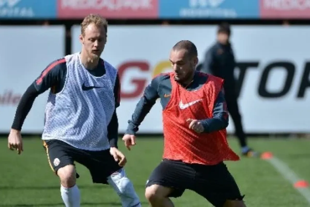 Aslan Burak’sız çalıştı