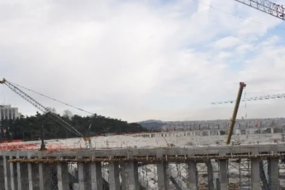 Vodafone Arena’da işçi kazası