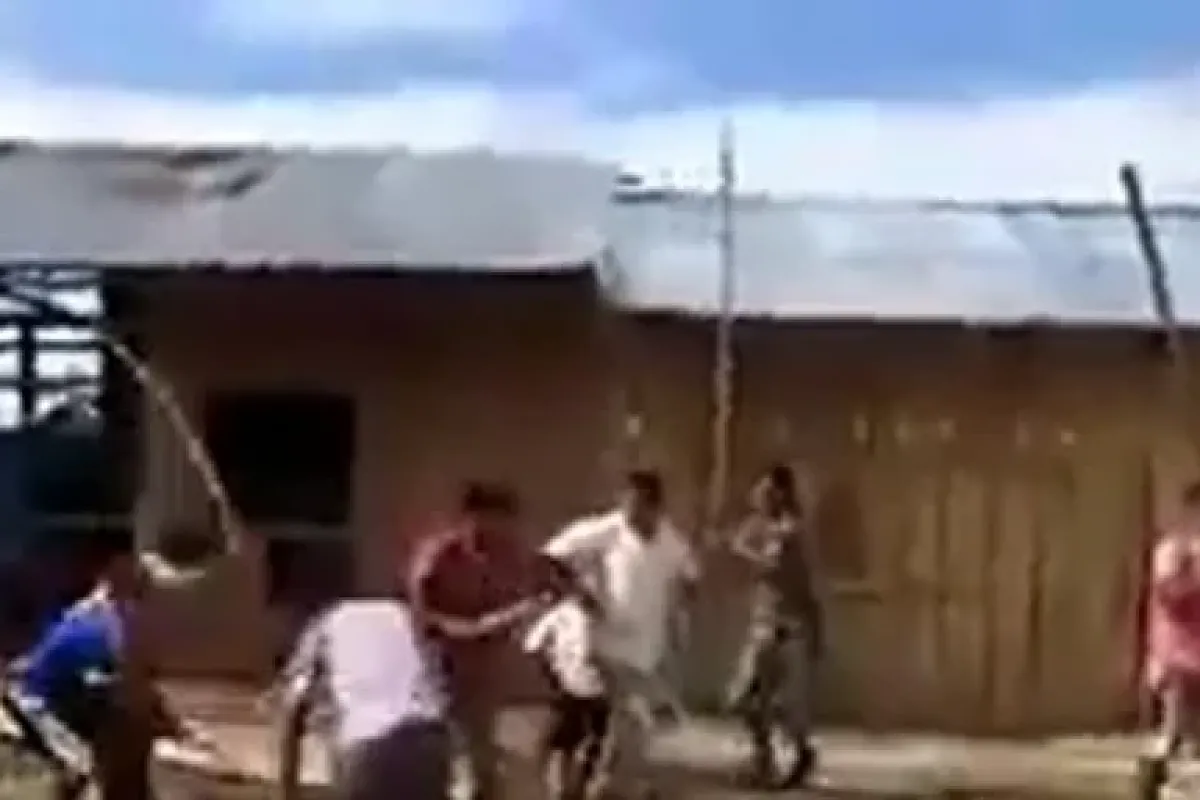 Polise öldüresiye dayak