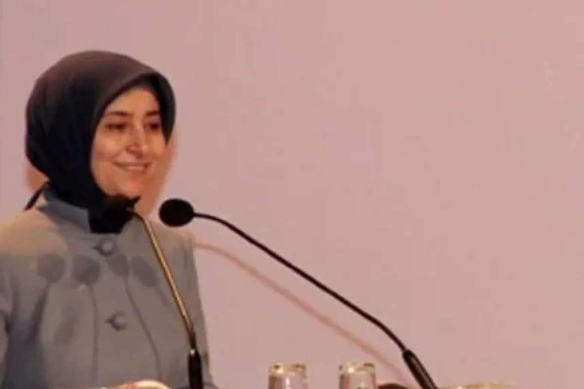 Sare Davutoğlu ille de ’kahvaltı’ dedi