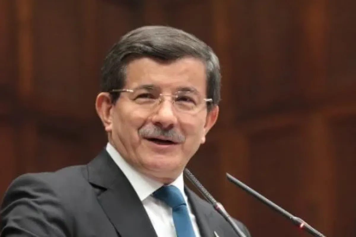 Meclis’te AK Parti’li vekillerle sohbet etti