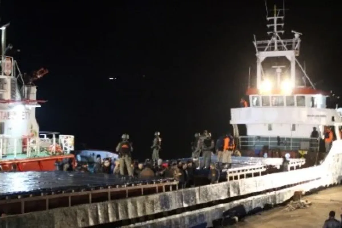 O gemiden 85’i çocuk 337 kişi çıkarıldı