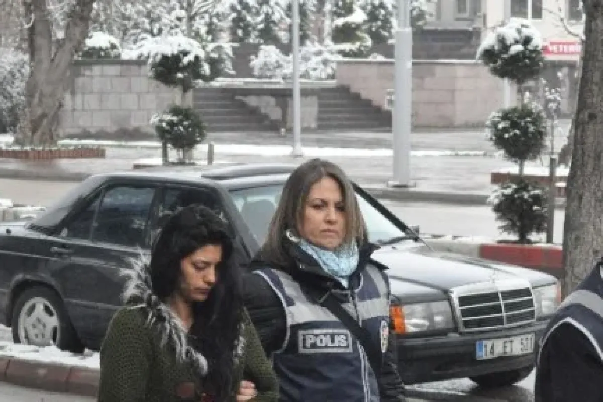 “Kapılarını kilitleseler biz de hırsızlık yapamayız”