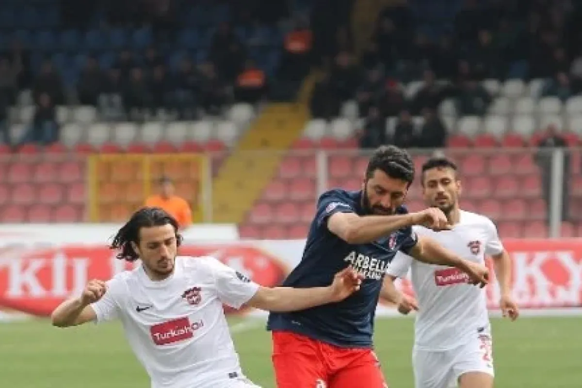 Antep deplasmanda güldü