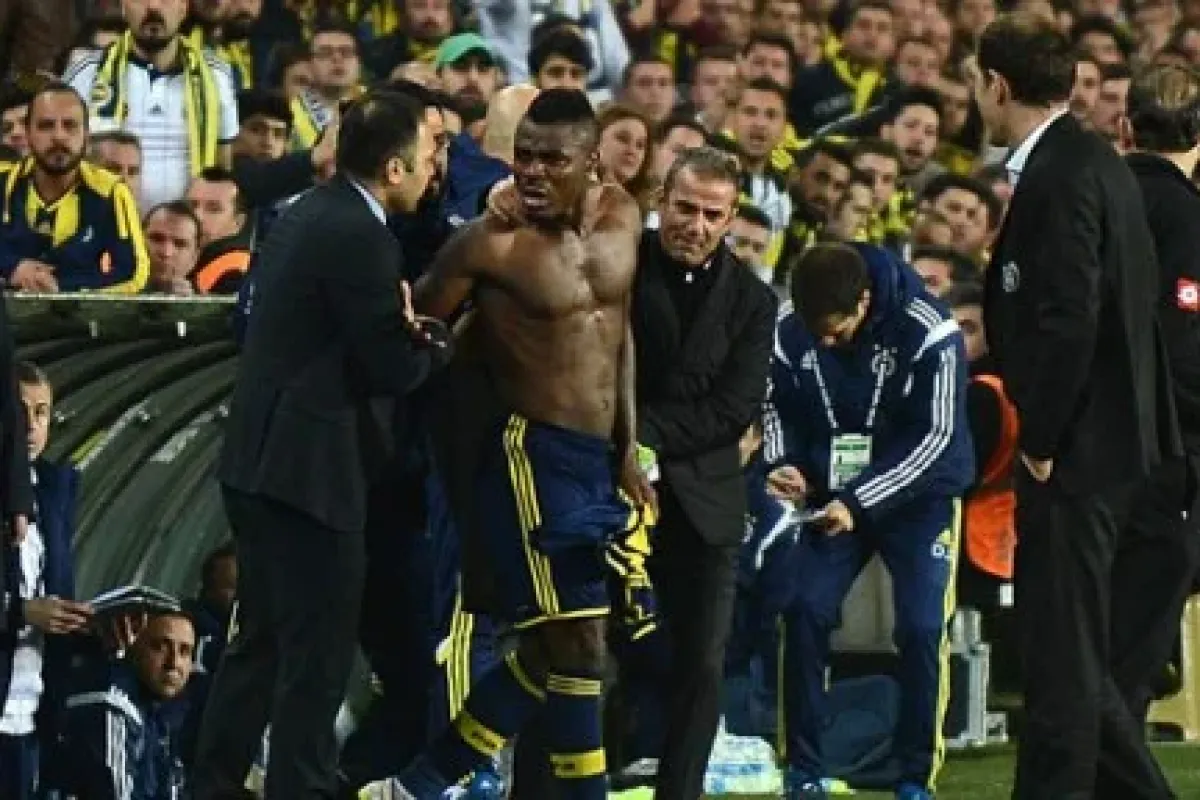Sosyal medyada Emenike tepkisi!