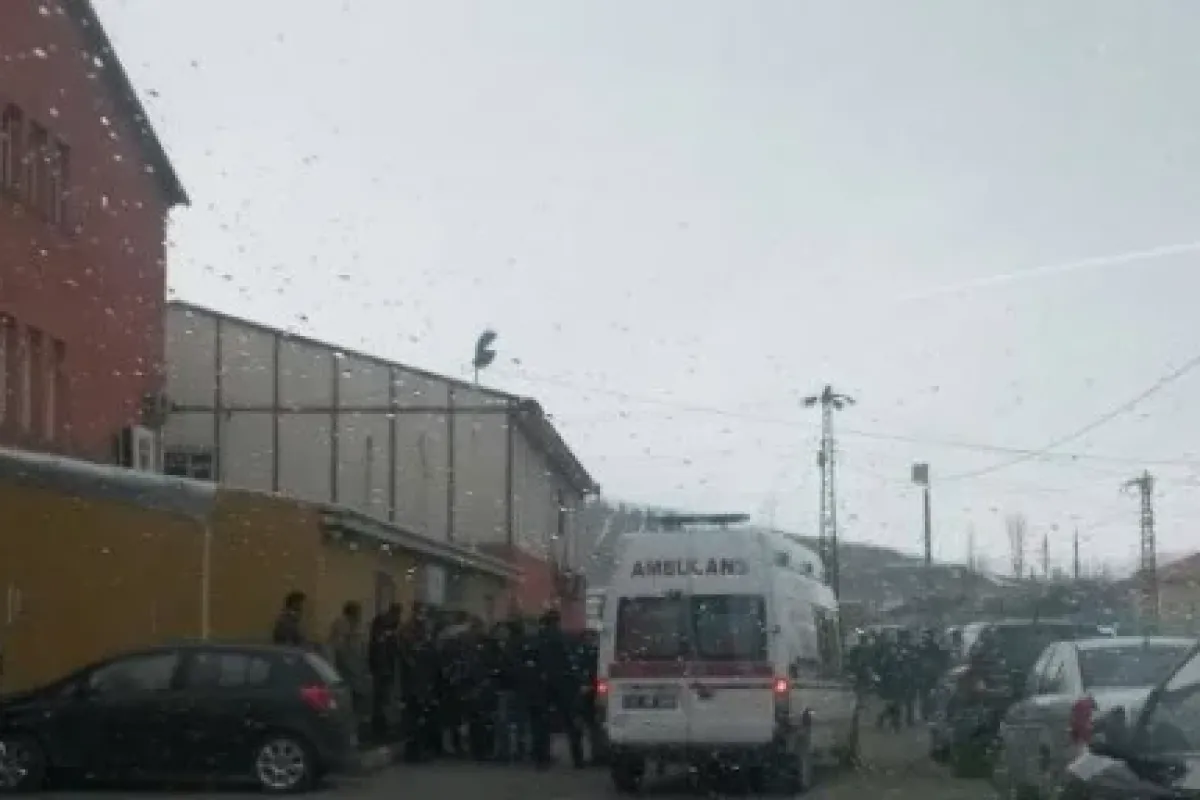 İki aile arasında bıçaklı kavga: 1 ölü, 6 yaralı